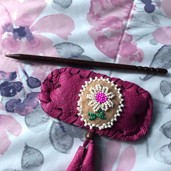 Hand Beaded Hair Barrette With Stick - Picture 3 of 3